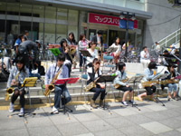 三島市本町商店街イベントこどもの日野外演奏(2010.05.05)